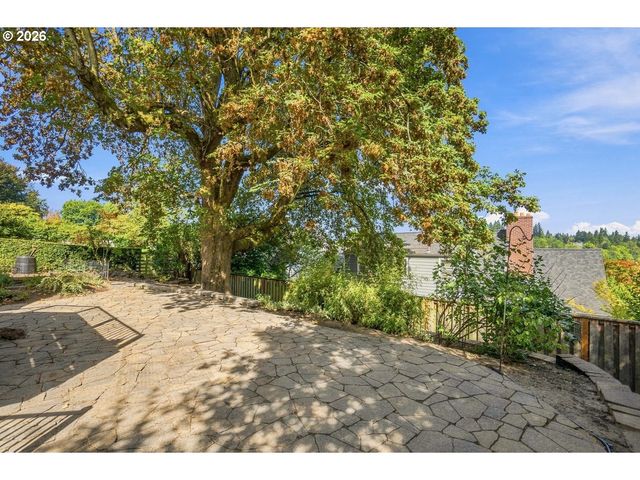 811 Sw EVANS St, Portland, OR 97219