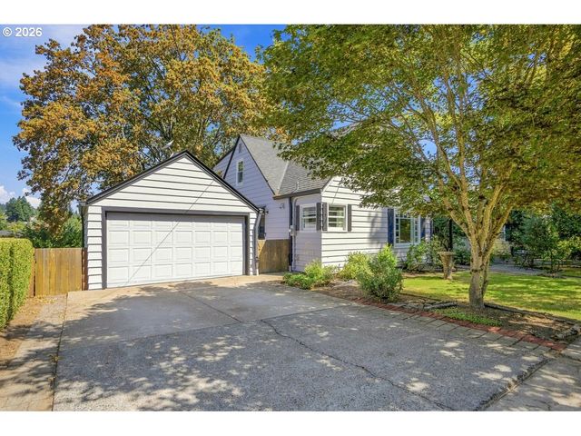 811 Sw EVANS St, Portland, OR 97219