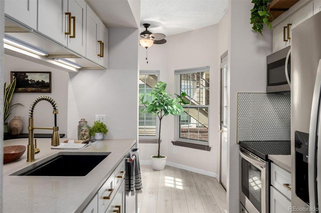 4760 S Wadsworth Boulevard E105, Littleton, CO 80123