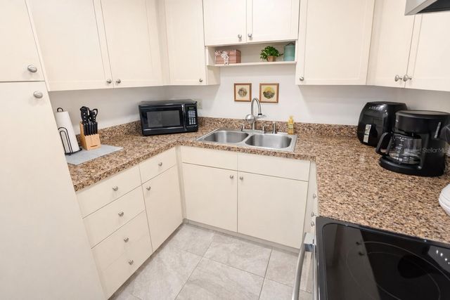 2437 HARBOR BOULEVARD 108, Port Charlotte, FL 33952