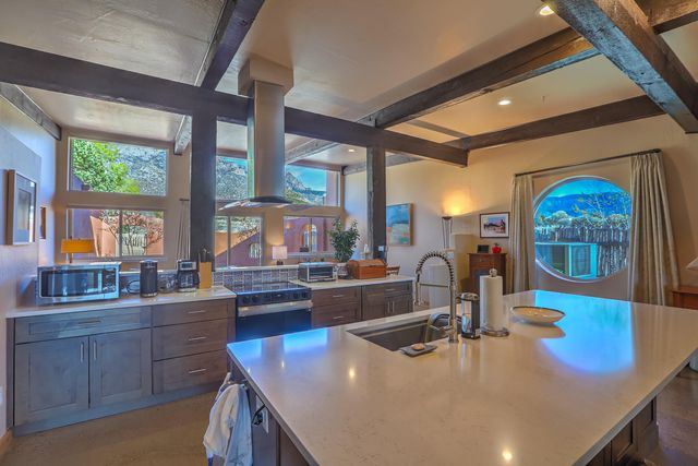 726 Tramway Lane NE 24, Albuquerque, NM 87122