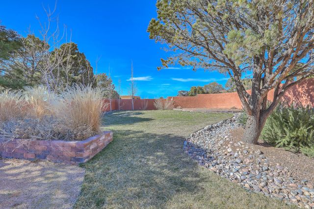 726 Tramway Lane NE 24, Albuquerque, NM 87122