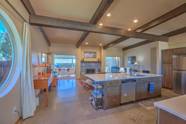 726 Tramway Lane NE 24, Albuquerque, NM 87122