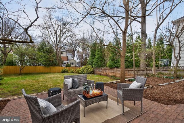 3637 TILDEN ST NW, Washington, DC 20008