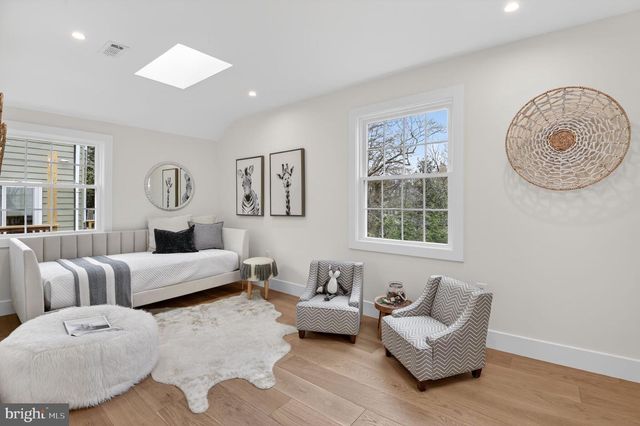 3637 TILDEN ST NW, Washington, DC 20008