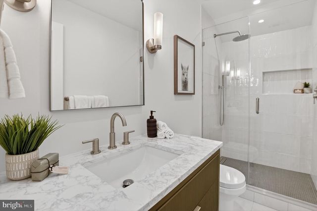 3637 TILDEN ST NW, Washington, DC 20008