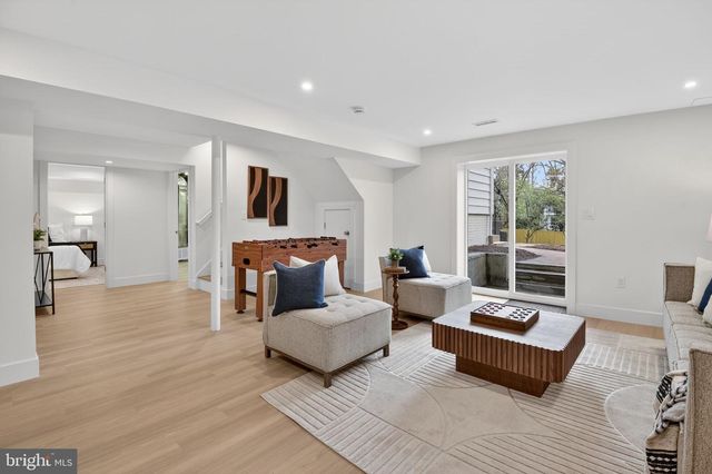 3637 TILDEN ST NW, Washington, DC 20008