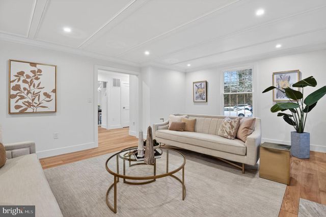 3637 TILDEN ST NW, Washington, DC 20008