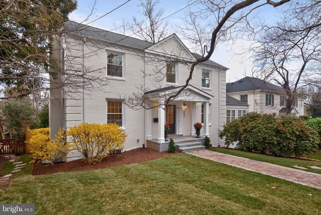 3637 TILDEN ST NW, Washington, DC 20008