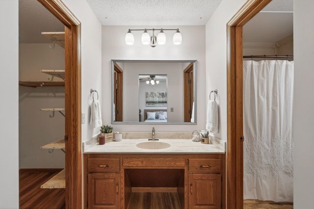 5740 Rosewood Lane N, Plymouth, MN 55442