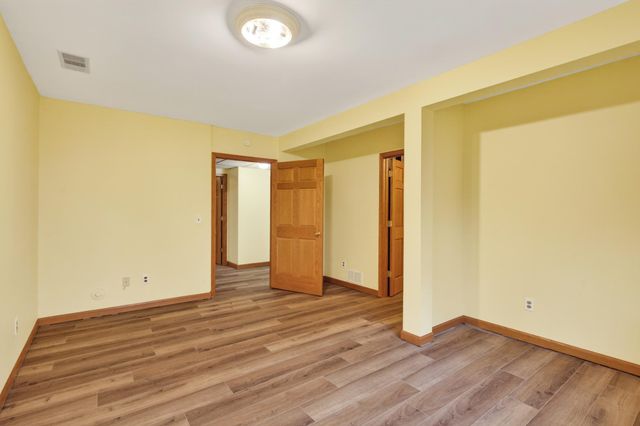 5740 Rosewood Lane N, Plymouth, MN 55442