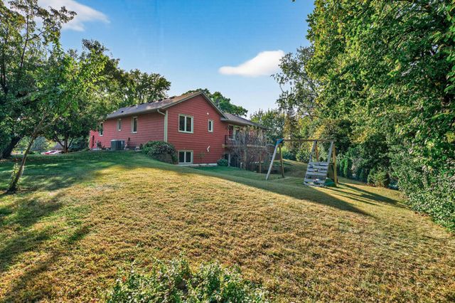 5740 Rosewood Lane N, Plymouth, MN 55442