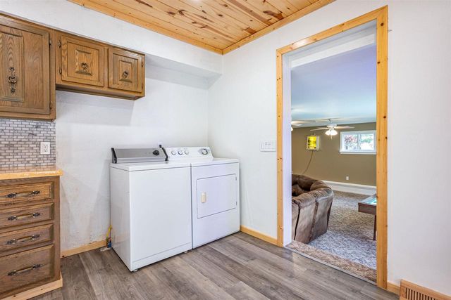 1194 Gale Court, Wisconsin Dells, WI 53965