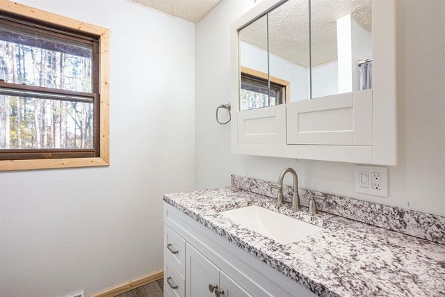 1194 Gale Court, Wisconsin Dells, WI 53965