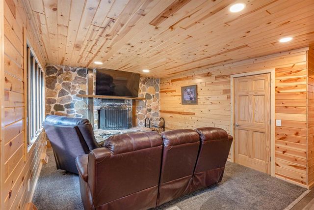 1194 Gale Court, Wisconsin Dells, WI 53965