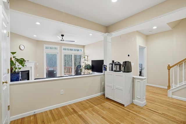 91 Buttercup Ln 91, Grafton, MA 01560