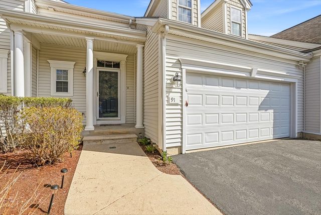 91 Buttercup Ln 91, Grafton, MA 01560