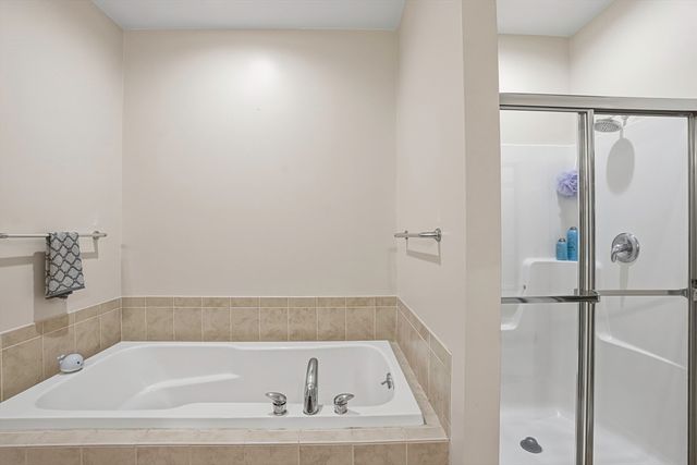91 Buttercup Ln 91, Grafton, MA 01560