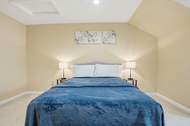 91 Buttercup Ln 91, Grafton, MA 01560