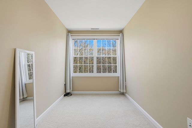 91 Buttercup Ln 91, Grafton, MA 01560