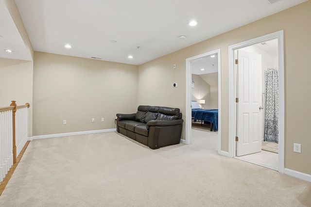 91 Buttercup Ln 91, Grafton, MA 01560