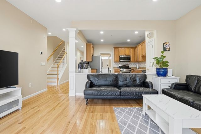 91 Buttercup Ln 91, Grafton, MA 01560