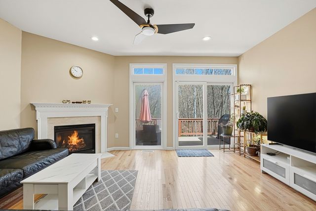 91 Buttercup Ln 91, Grafton, MA 01560