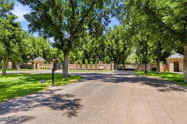 20190 E SUNSET Court, Queen Creek, AZ 85142