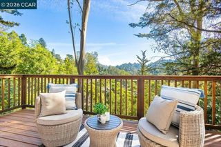 5924 Balboa Dr, Oakland, CA 94611