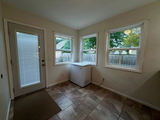 864 Delaware Avenue, Saint Paul, MN 55107