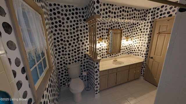 509 Westerham Ct, Louisville, KY 40222