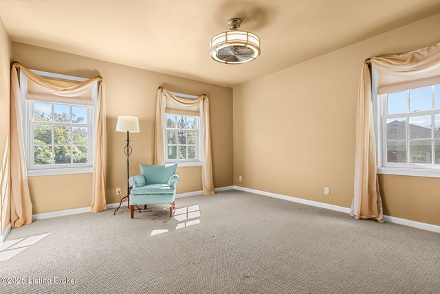 509 Westerham Ct, Louisville, KY 40222