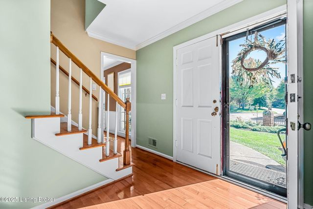 509 Westerham Ct, Louisville, KY 40222