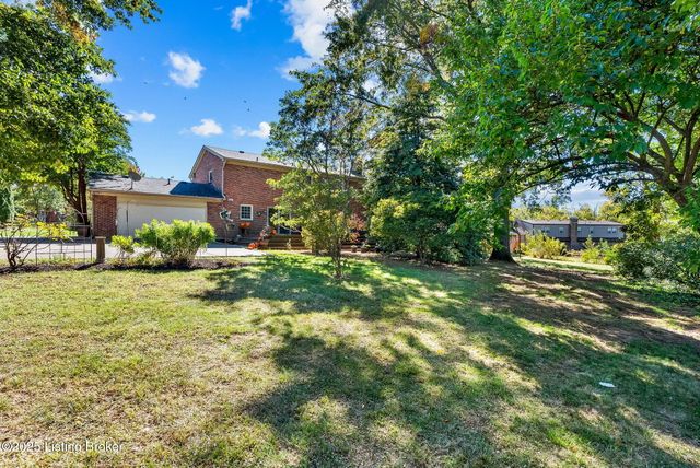 509 Westerham Ct, Louisville, KY 40222
