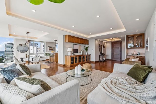 1200 California Street 16B, San Francisco, CA 94109