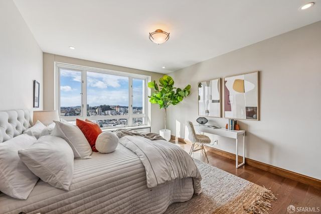 1200 California Street 16B, San Francisco, CA 94109