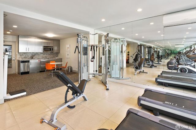 1200 California Street 16B, San Francisco, CA 94109