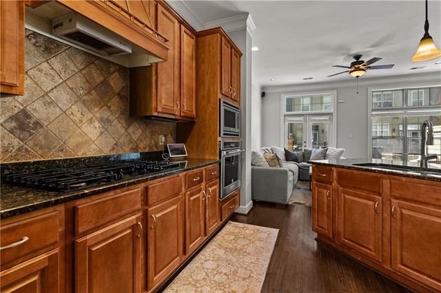 934 Telfair Close, Sandy Springs, GA 30350