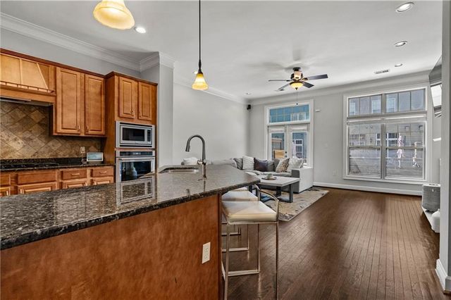 934 Telfair Close, Sandy Springs, GA 30350