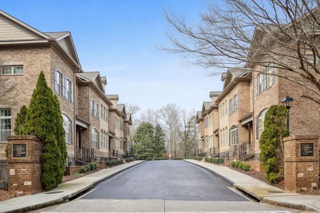 934 Telfair Close, Sandy Springs, GA 30350