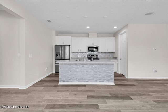 1420 TROPICAL PINE Cove, Middleburg, FL 32068