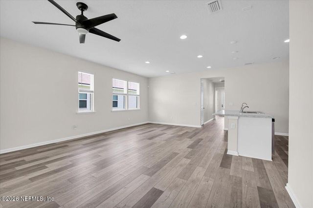 1420 TROPICAL PINE Cove, Middleburg, FL 32068