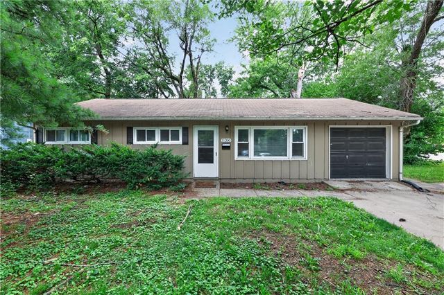 11200 Bristol Terrace, Kansas City, MO 64134