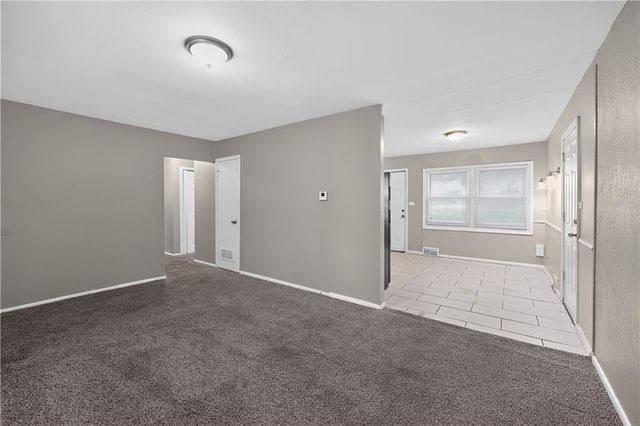 11200 Bristol Terrace, Kansas City, MO 64134