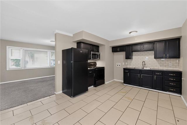 11200 Bristol Terrace, Kansas City, MO 64134