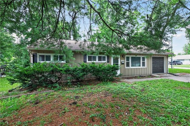 11200 Bristol Terrace, Kansas City, MO 64134