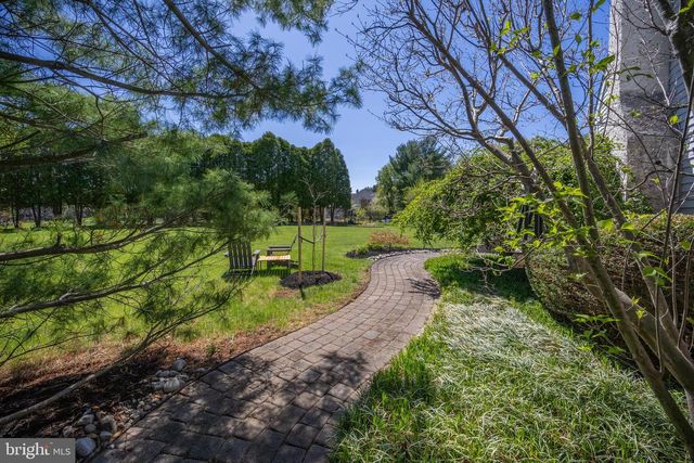 35 RADCLIFF DR, Doylestown, PA 18901