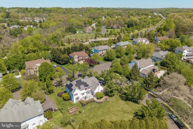 35 RADCLIFF DR, Doylestown, PA 18901