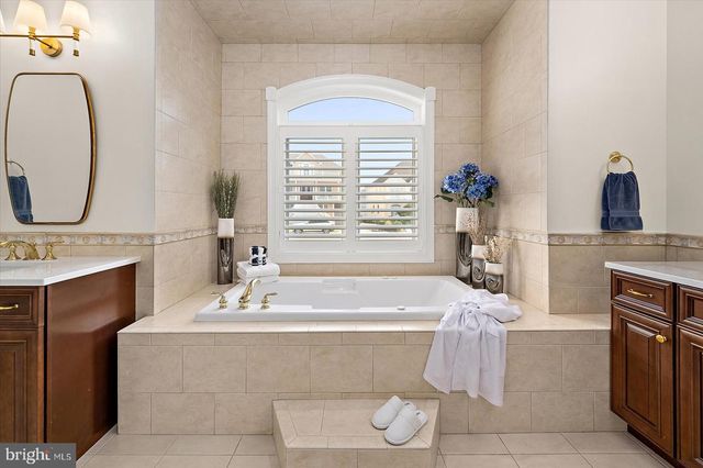 311 S HERON GULL CT, Ocean City, MD 21842