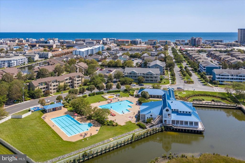 Image 124 of property listing at 311 S HERON GULL CT, Ocean City, MD 21842